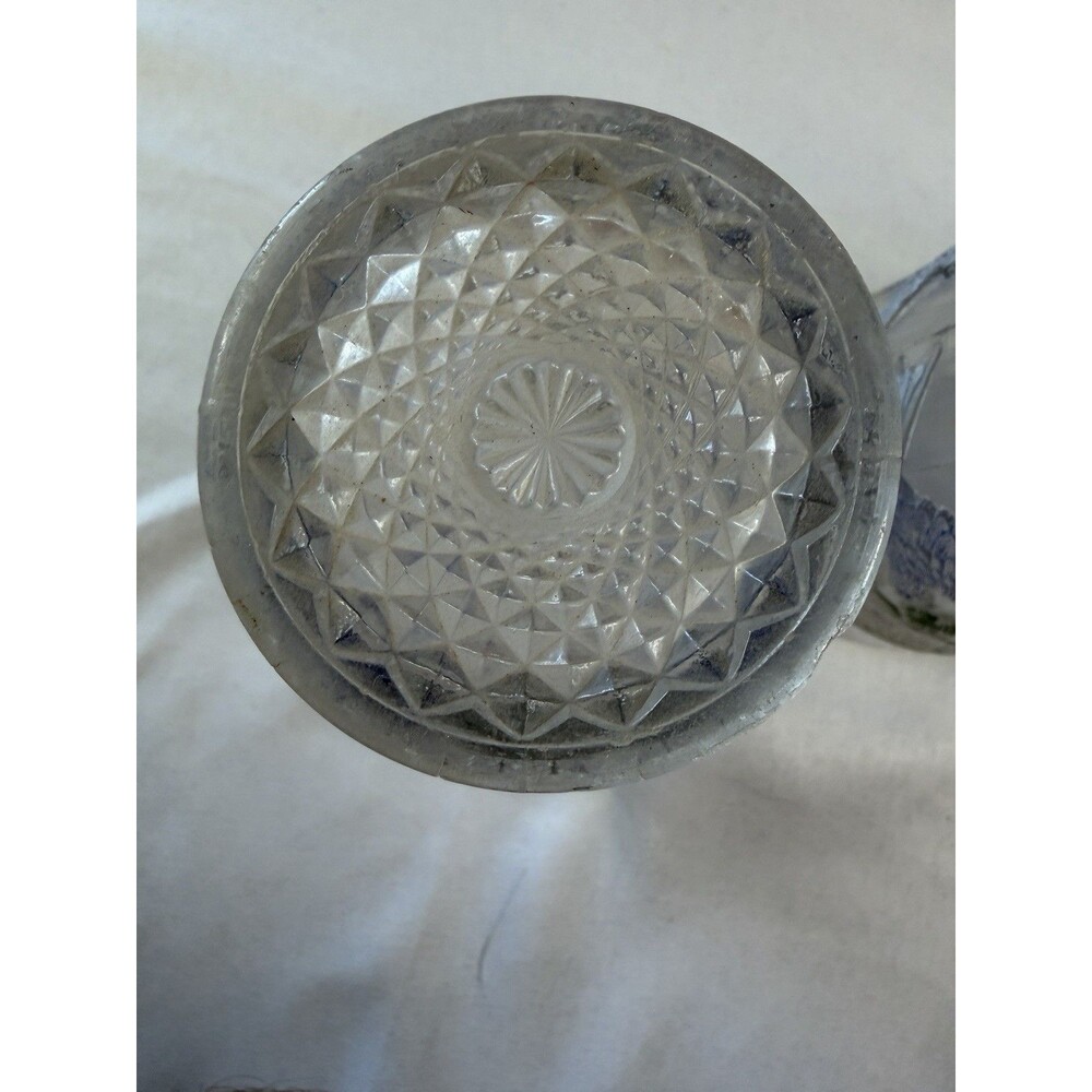 Early 1900 Indiana Glass Co. Bird And Strawberry Antique Cups - Picture 4 of 8